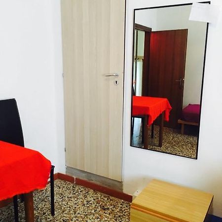 Casa Ale Bed and Breakfast Marghera Exterior foto