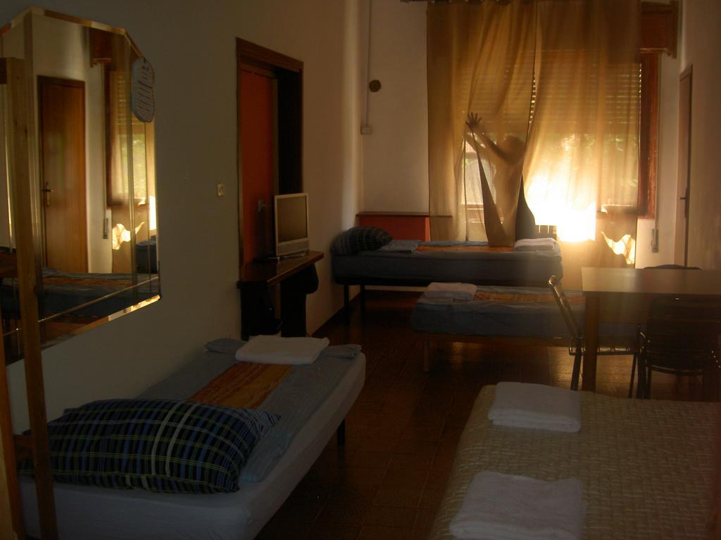 Casa Ale Bed and Breakfast Marghera Exterior foto